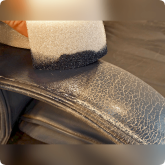 Готовая краска с закрепителем для кожи Оливковый цвет F007 150 мл COLOURLOCK